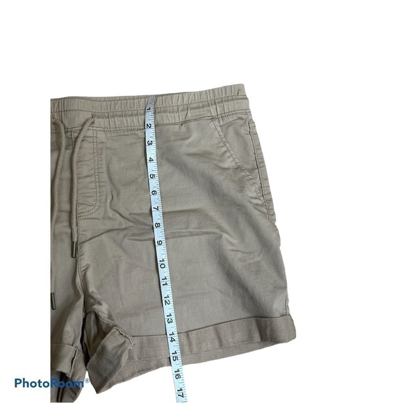 Time and Tru Plus Size Khaki Shorts Women’s XXL 20 Tan - Picture 3 of 6